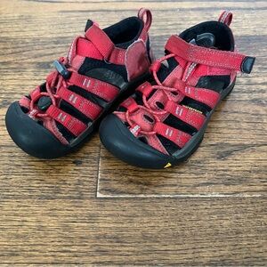 Kids’ Keen Newport H2 Hiking Sandals